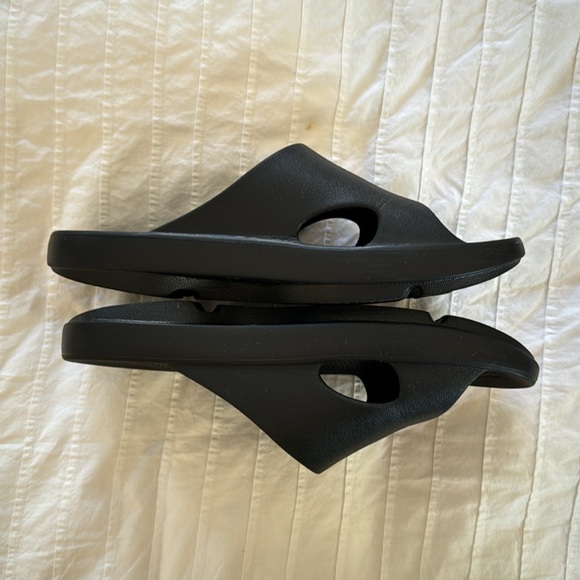 Bruno Marco foam slides, size 10 - Picture 3 of 3